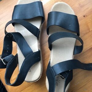 Dr. Scholl's Black Strappy Sandals